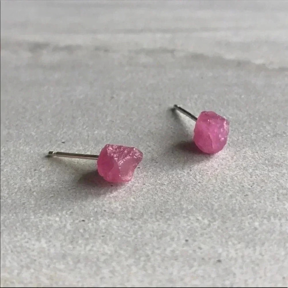Raw Fuchsia Tourmaline Stud Earrings - Picture 1 of 8